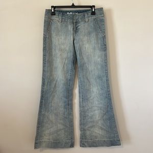 Roxy relaxed fit jeans size 5
